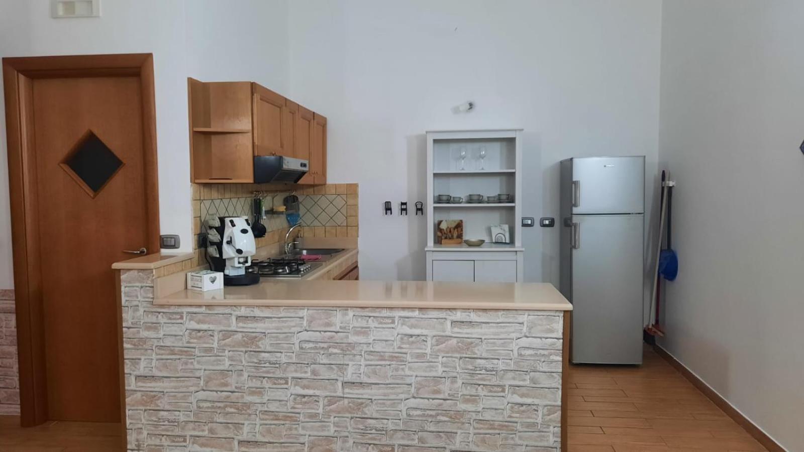 White Home Quartieri Spagnoli Неаполь Экстерьер фото